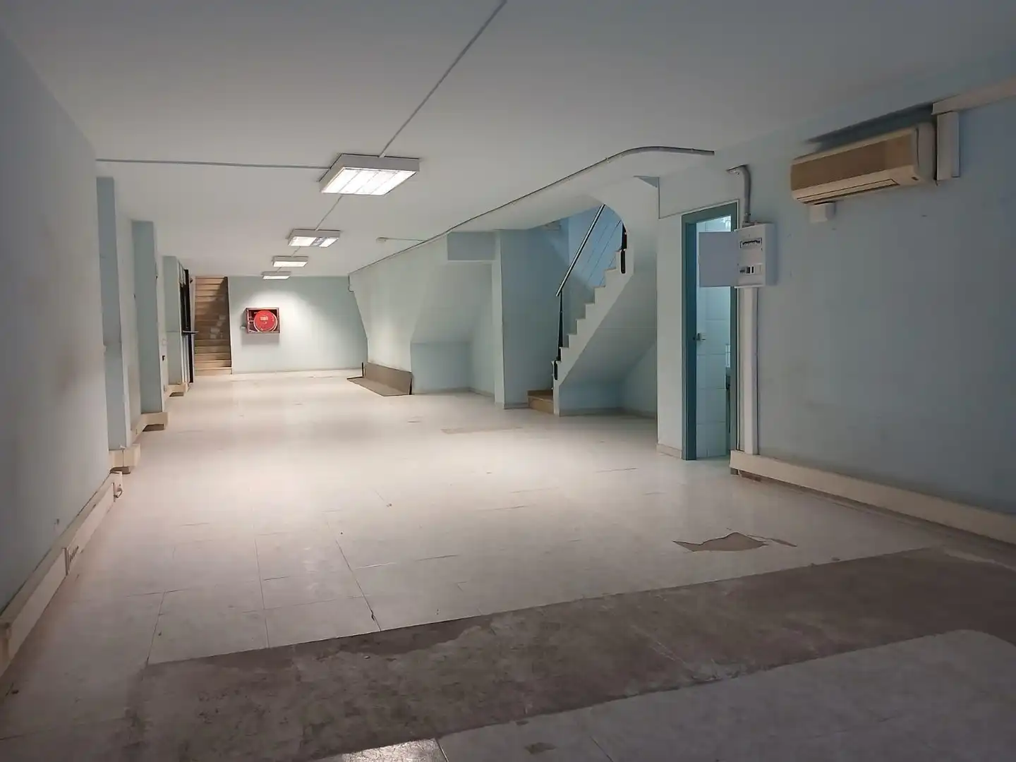Local comercial en venda a Sants - Montjuïc, imagen 5
