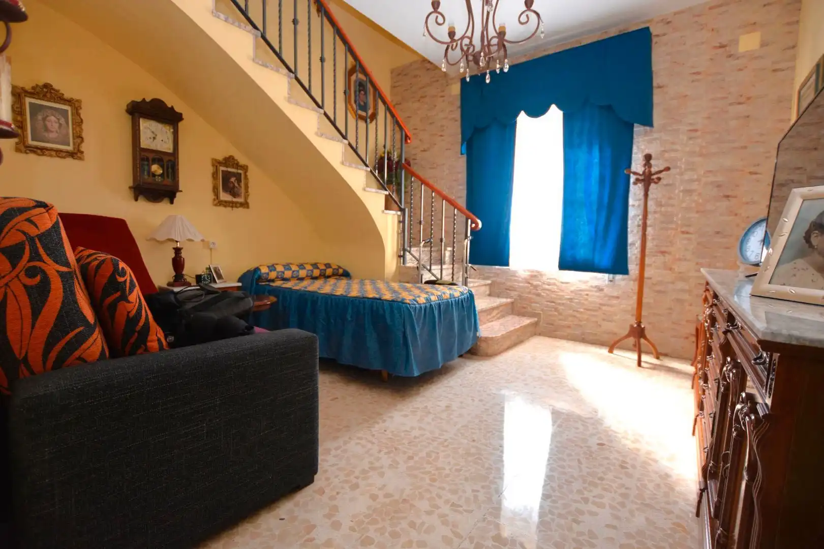 Casa adosada en venta en Calle Juan Ramón Jiménez, Olivares