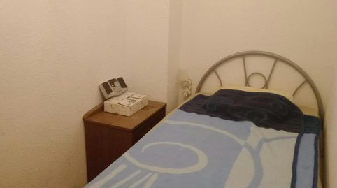 Foto 5 de Casa o chalet de alquiler en Carrer de la Pena, Flix, Tarragona