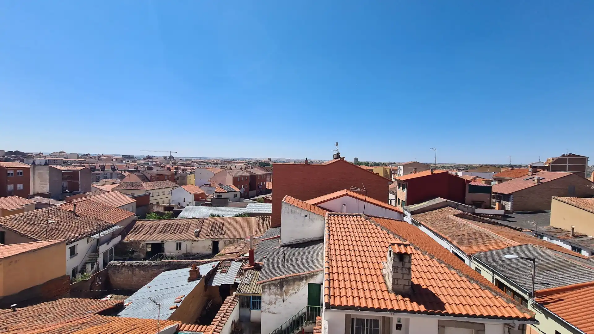 Vista exterior de Dúplex en venta en Zamora Capital  con Calefacción, Terraza y Horno