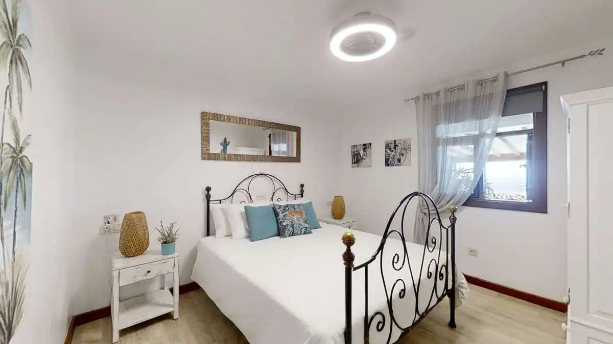 Bedroom of Houses for sale in Tías  with Private garden, Swimming Pool and Furnished