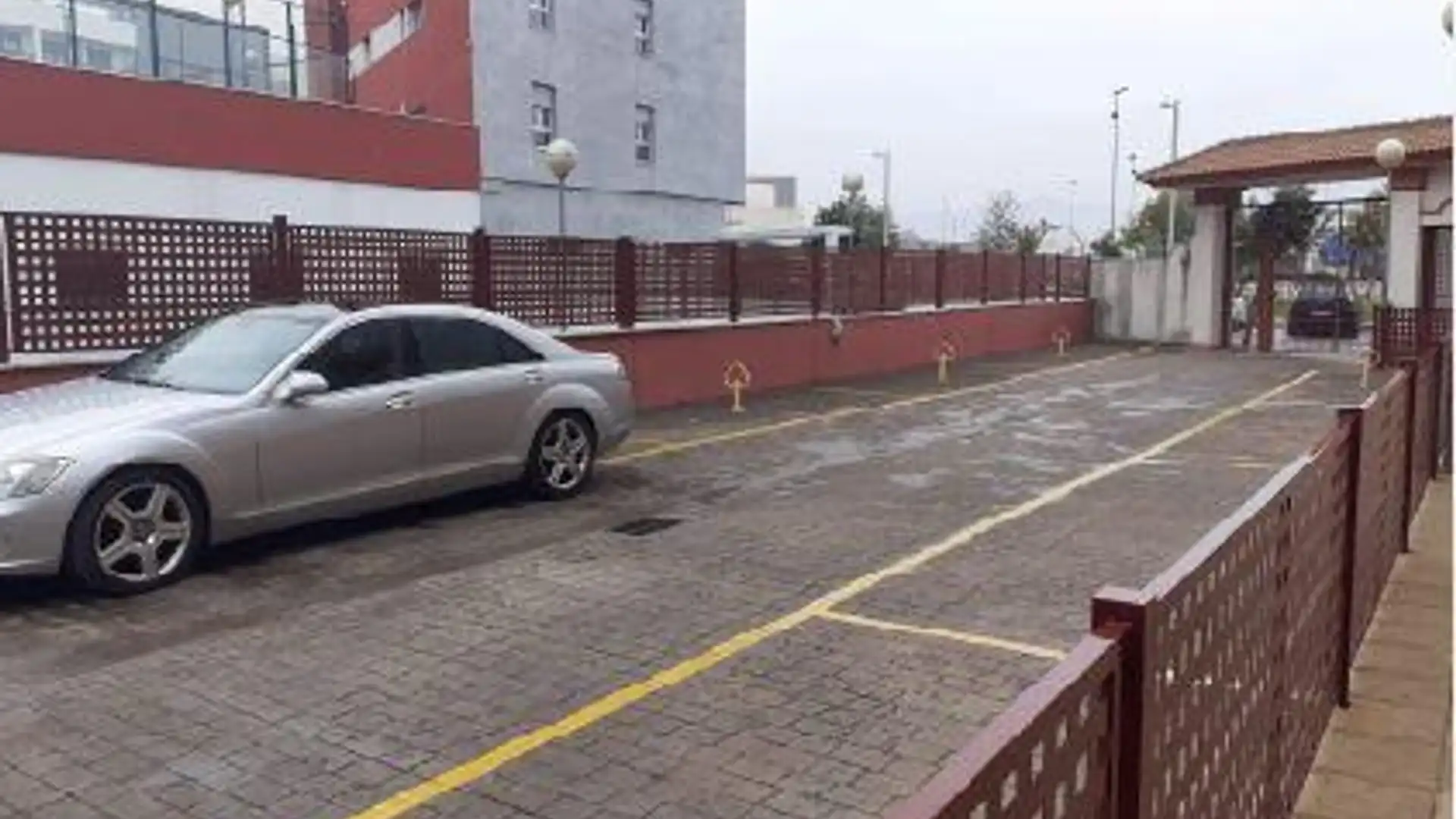 Garaje en venta en Pintora Maruja Mallo, Tablero Bajo - Arruzafilla