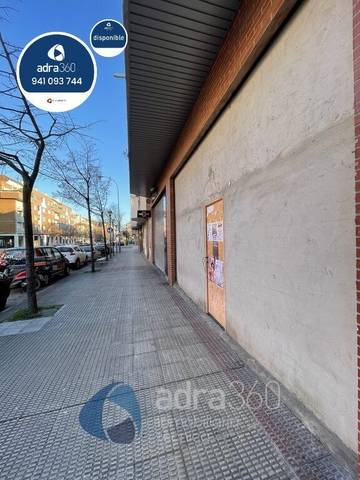 Local comercial en Alquiler en San Adrián