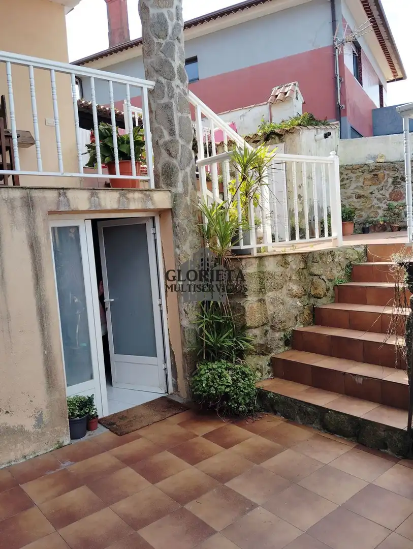 Terrassa de Casa o xalet en venda en Vigo  amb Calefacció, Parquet i Terrassa