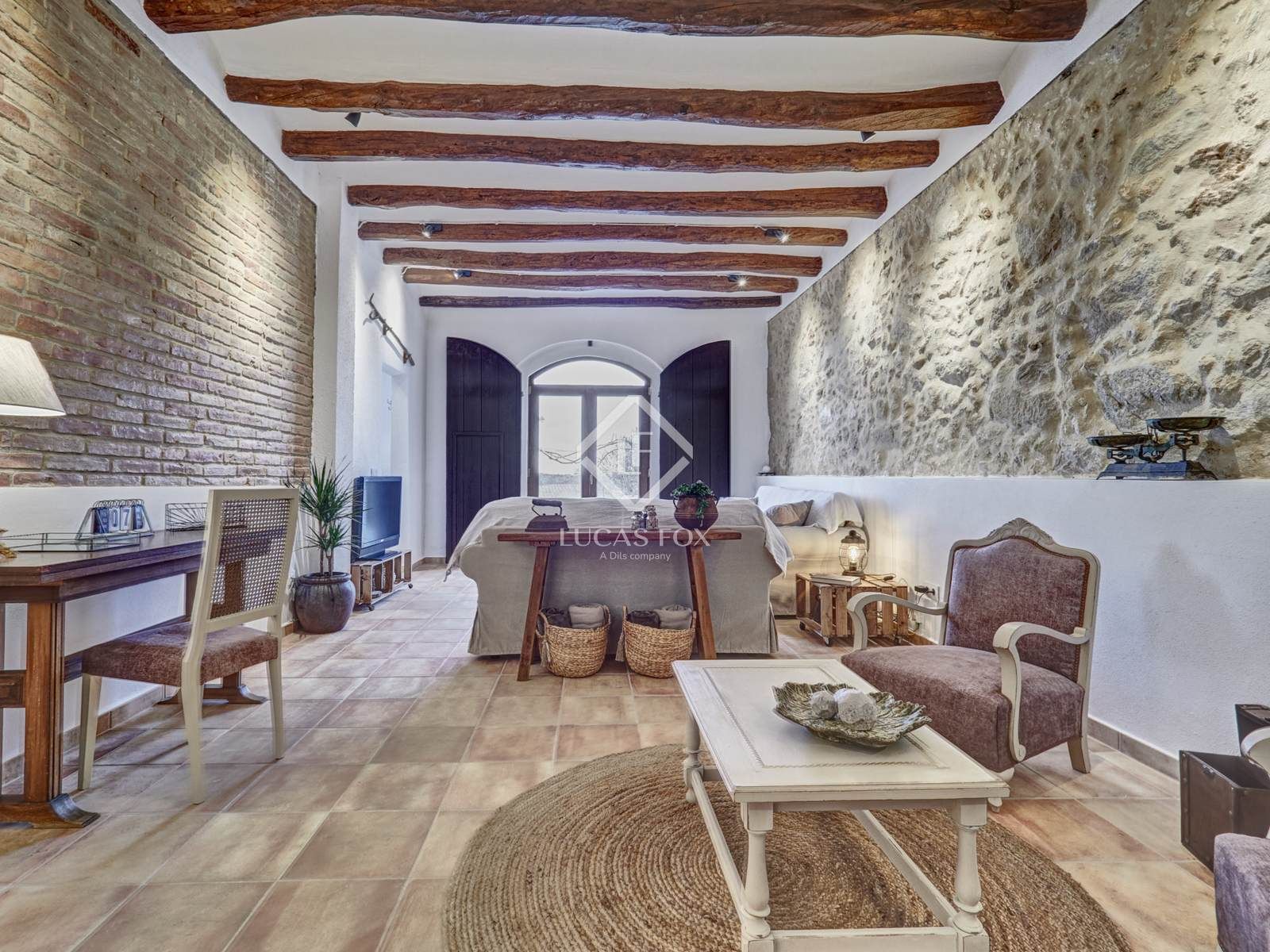 Sala de estar de Finca rústica en venta en Font-rubí con Calefacción, Jardín privado y Piscina