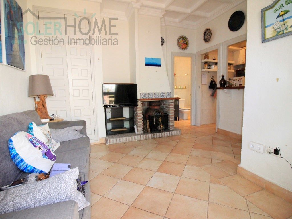 Living room of House or chalet for sale in Marbella  with Air Conditioner, Private garden and Terrace
