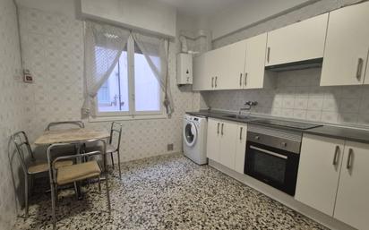 Kitchen of Flat for sale in  Logroño  with Heating and Terrace