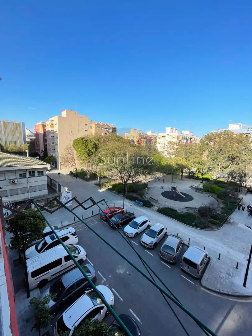 Außenansicht von Wohnung zum Verkauf in Valencia mit Klimaanlage, Möbliert und Balkon