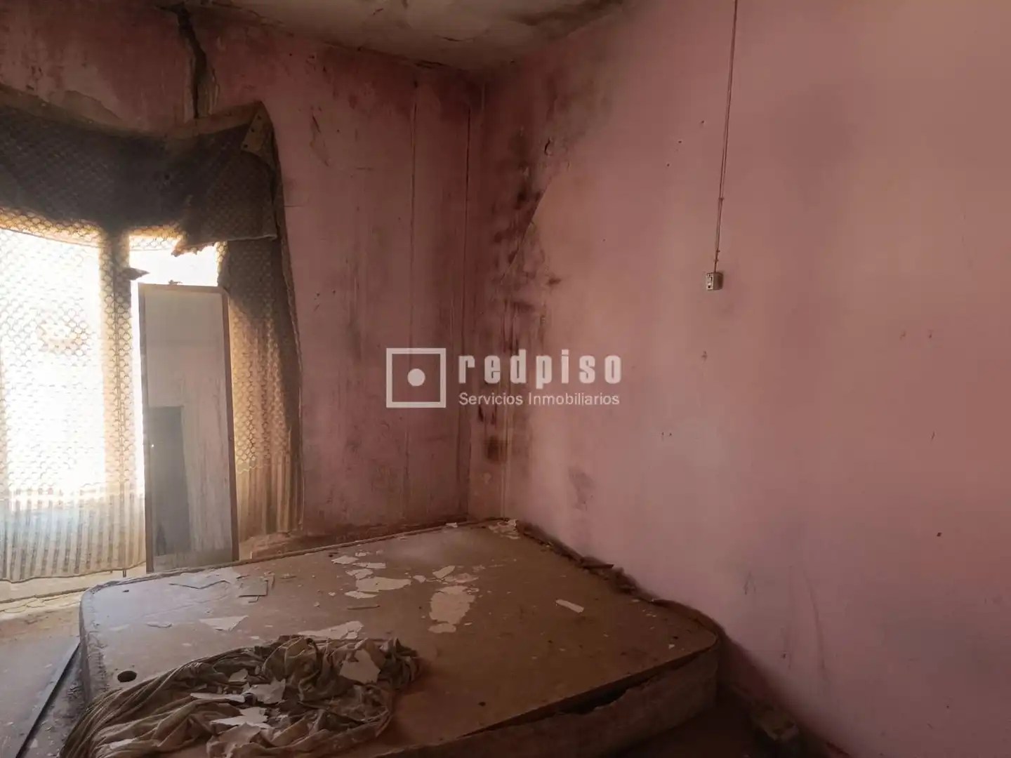 Bedroom of Houses for sale in Palomeque  with Private garden