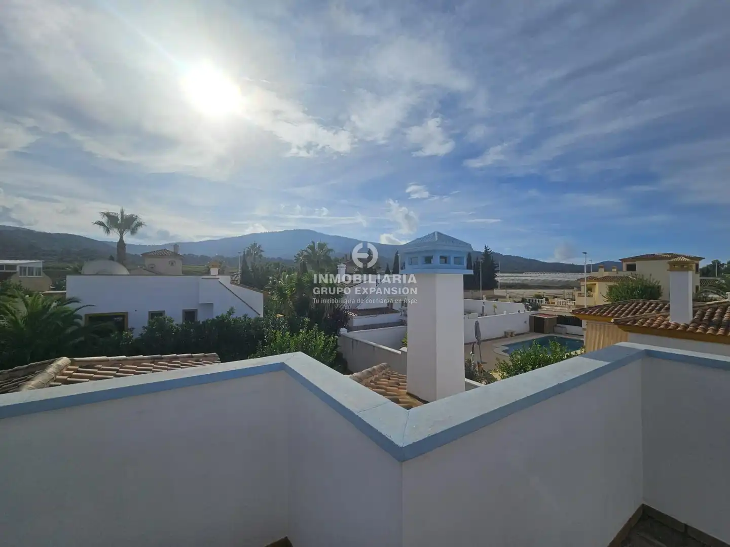 Vista exterior de Casa o chalet en venta en Hondón de las Nieves / El Fondó de les Neus con Aire acondicionado, Calefacción y Jardín privado