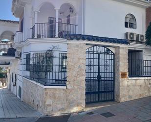 House or chalet for sale in Fuengirola  with Air Conditioner, Heating and Private garden