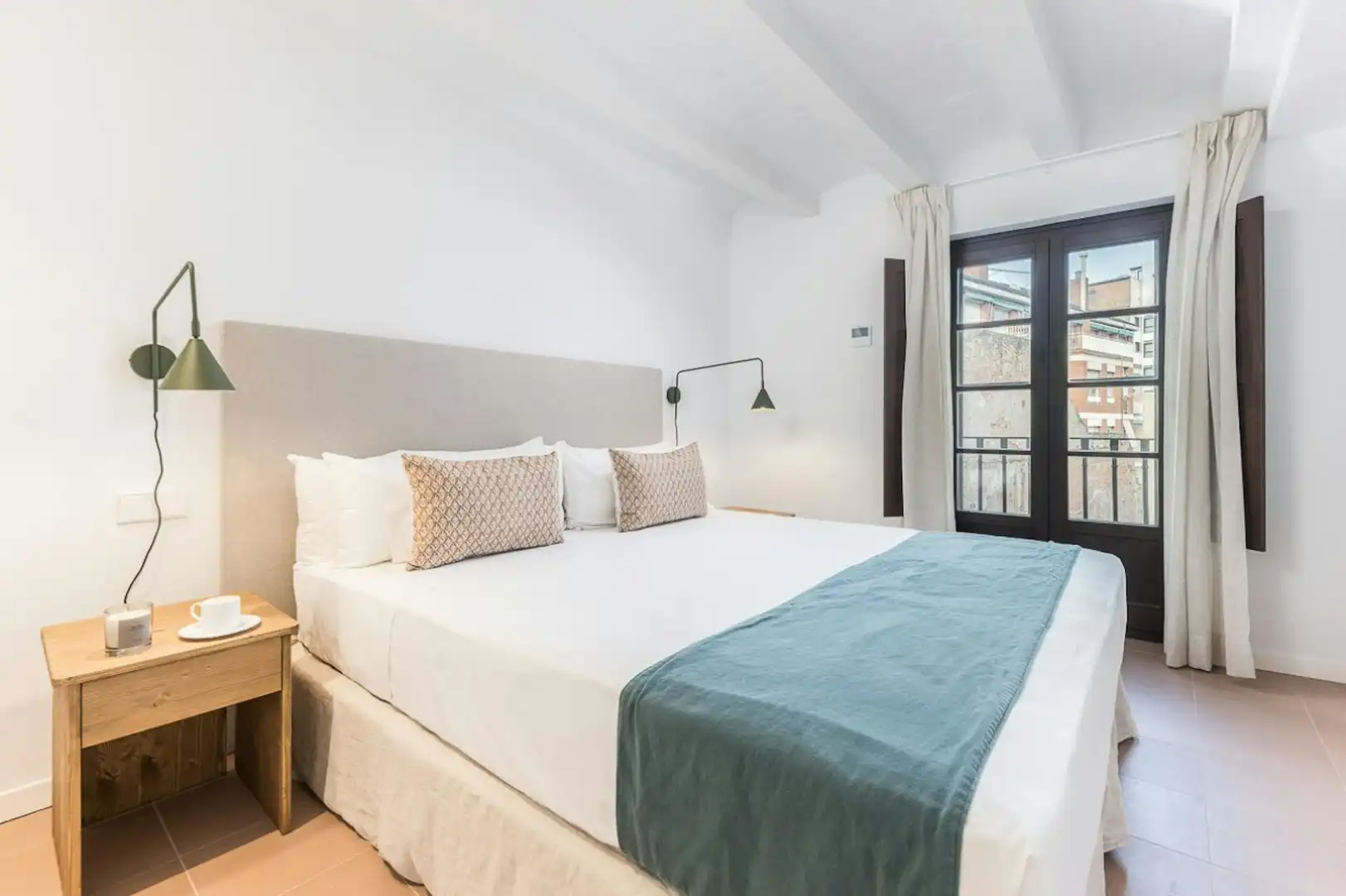 Bedroom of Flat for rent in Valencia  with Air Conditioner, Heating and Private garden