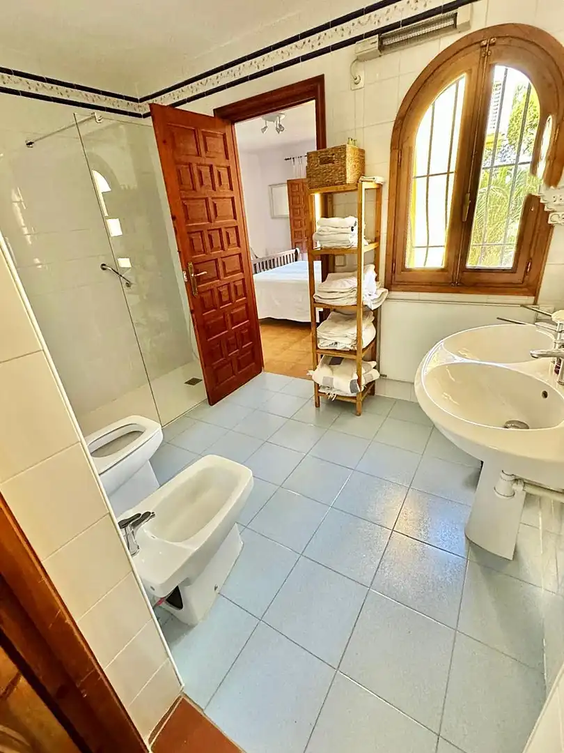 Bathroom of Houses for sale in Jávea / Xàbia  with Air Conditioner and Private garden