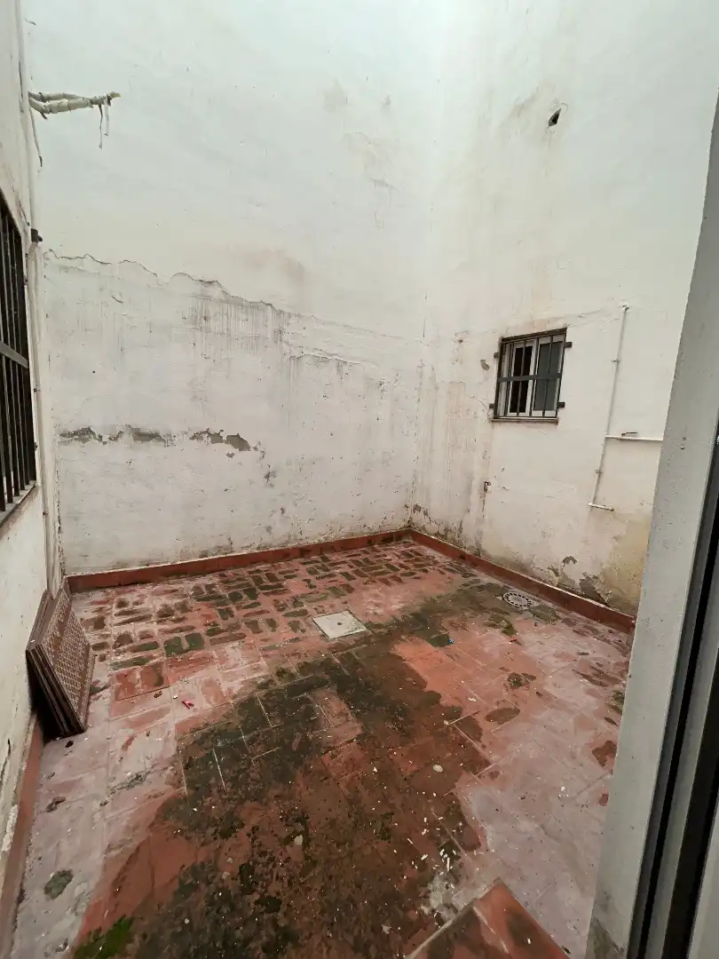 Local de alquiler en Sagunto / Sagunt
