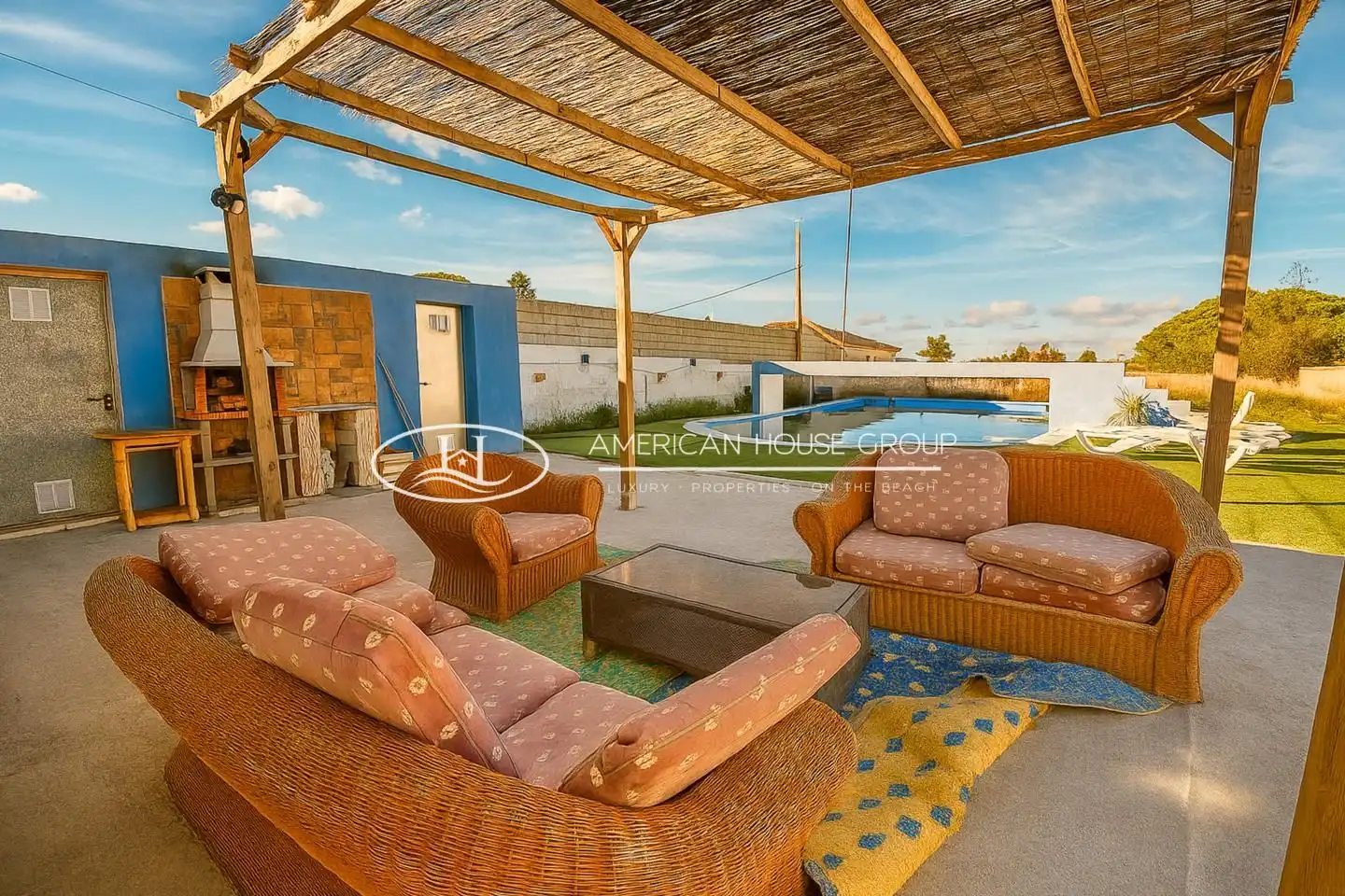 Terrassa de Casa o xalet en venda en Chiclana de la Frontera amb Aire condicionat, Jardí privat i Terrassa