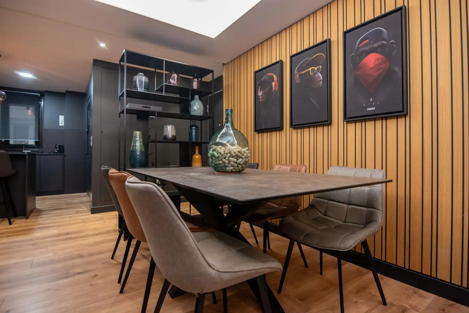 Comedor de Piso en venta en A Coruña Capital  con Calefacción, Trastero y Amueblado