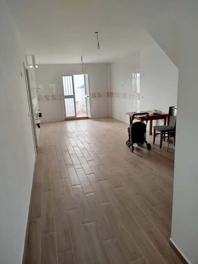 Bajo en venta en Calle GUADALETE, imagen 8