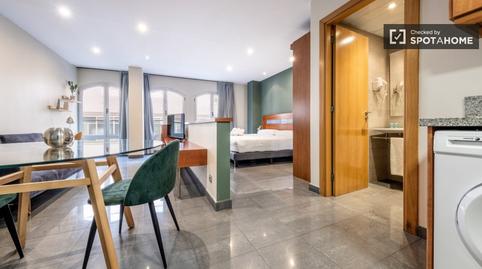 Foto 2 de Estudio para compartir en El Raval,  Barcelona Capital