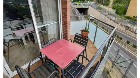 Foto 3 de Piso en venta en Calle Avinguda de Santa Eulàlia, Can Palet, Terrassa