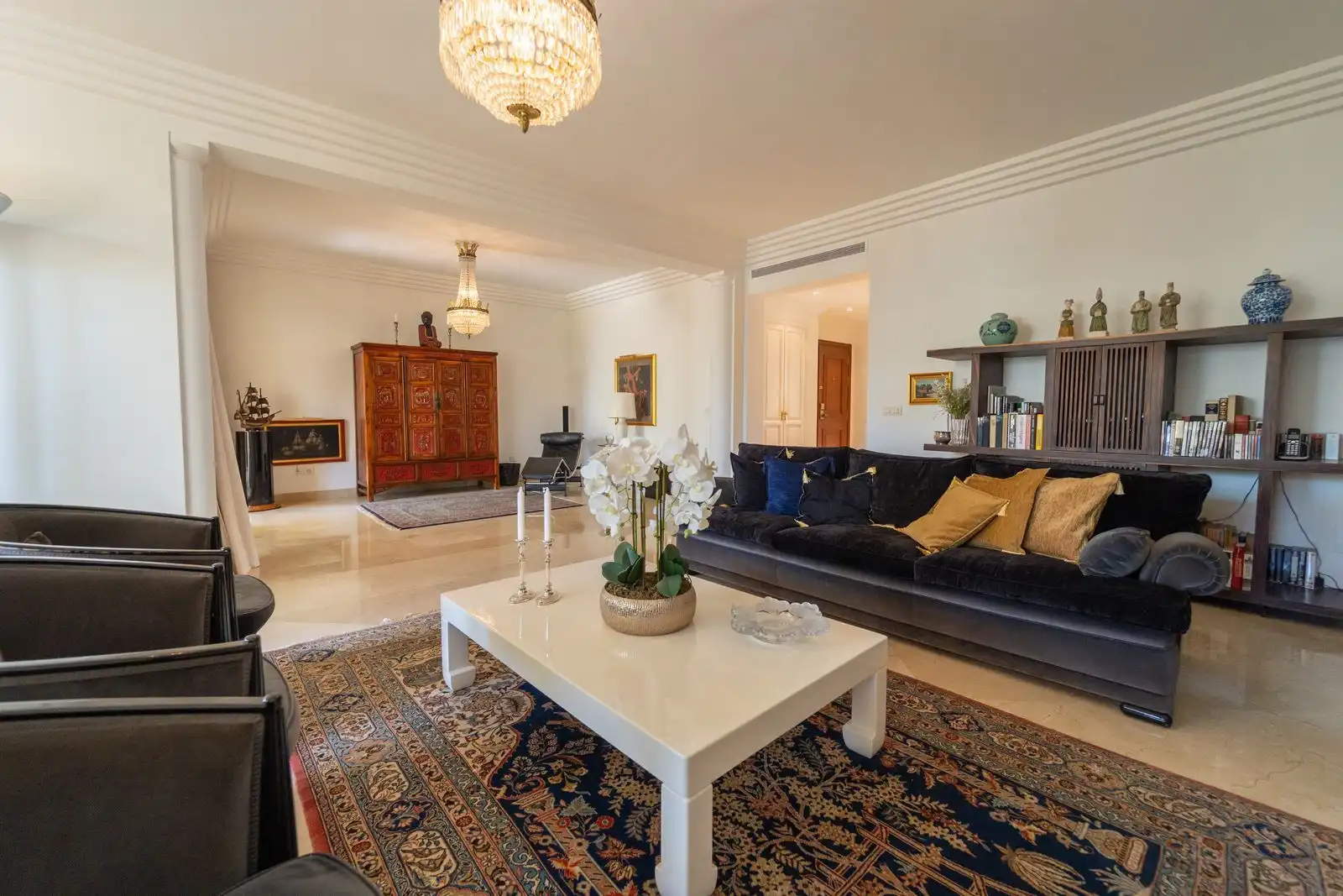 Piso con terraza en venta en Calle 01D Nva Andaluc 1C, imagen 2