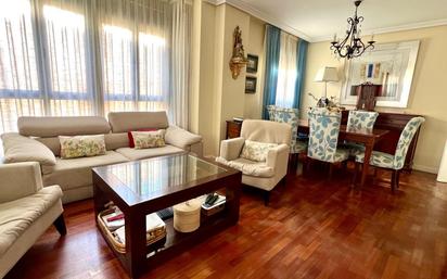 Living room of Flat for sale in Plasencia  with Air Conditioner and Terrace