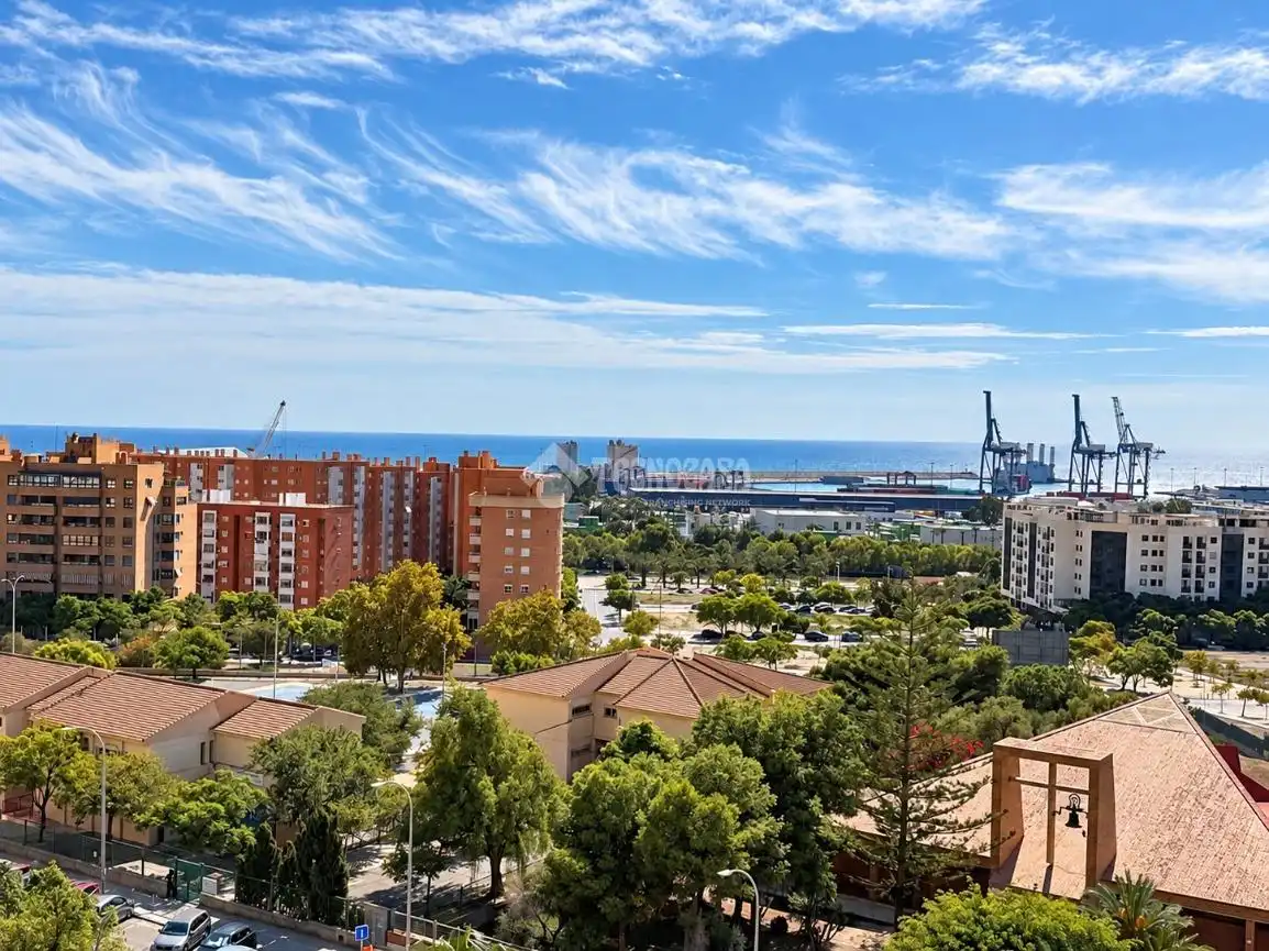 Vista exterior de Piso en venta en Alicante / Alacant con Terraza