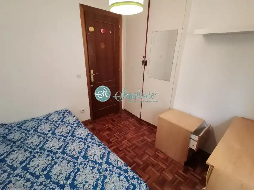 Habitación de Piso en venta en Segovia con Calefacción, Parquet y Terraza