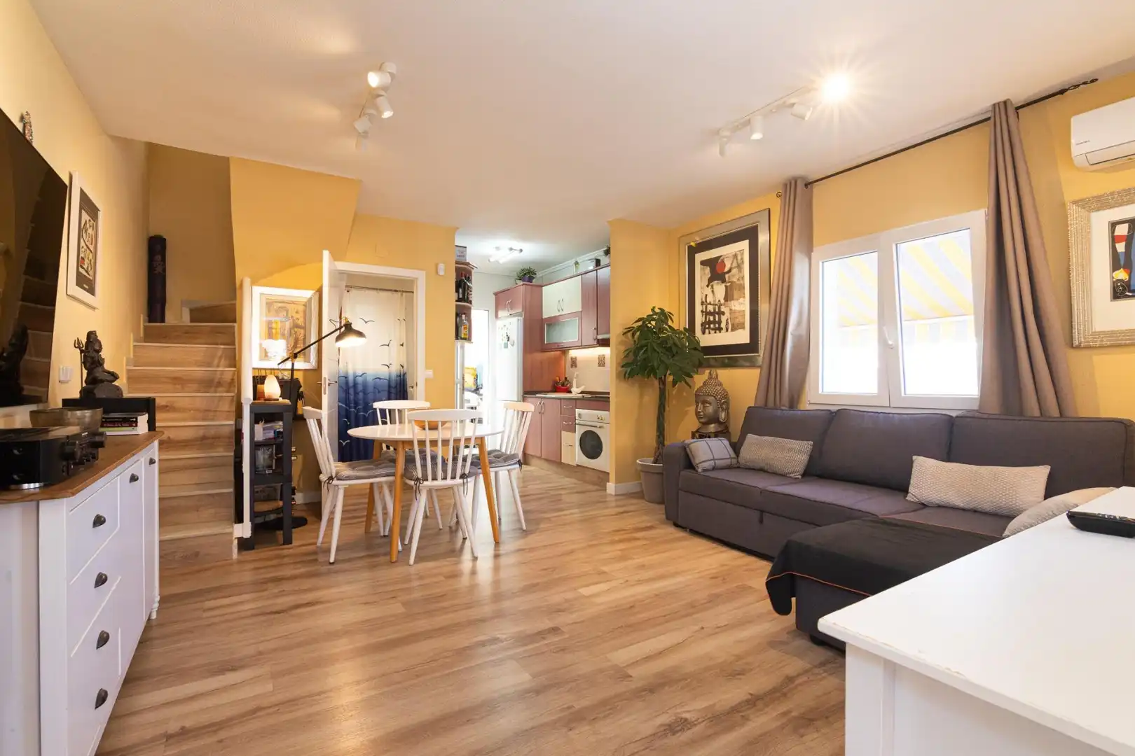 Sala de estar de Casa o chalet en venta en Santa Pola con Aire acondicionado, Terraza y Piscina comunitaria
