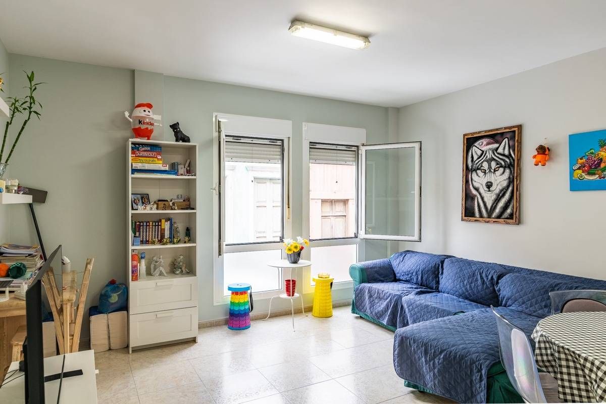 Living room of Flat for sale in Las Palmas de Gran Canaria  with Storage room
