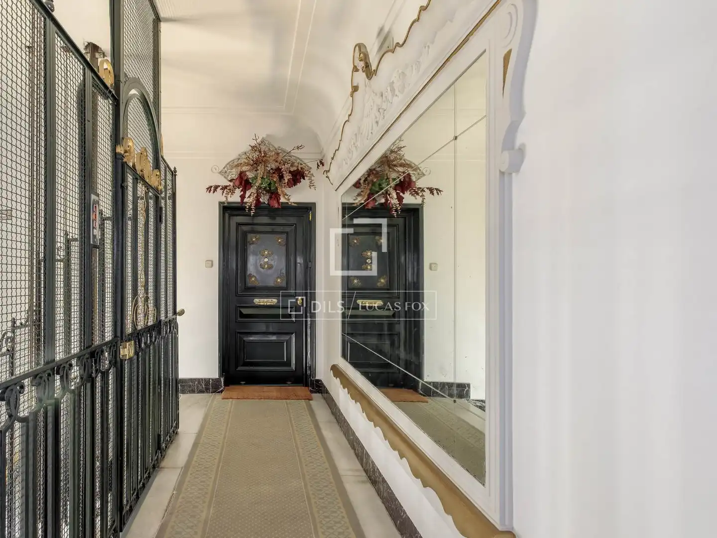 Attic for rent in Madrid  with Air Conditioner, Heating and Parquet flooring