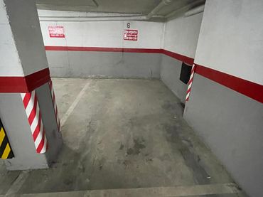 Individual with lift for sale in Calle José Salarrullana