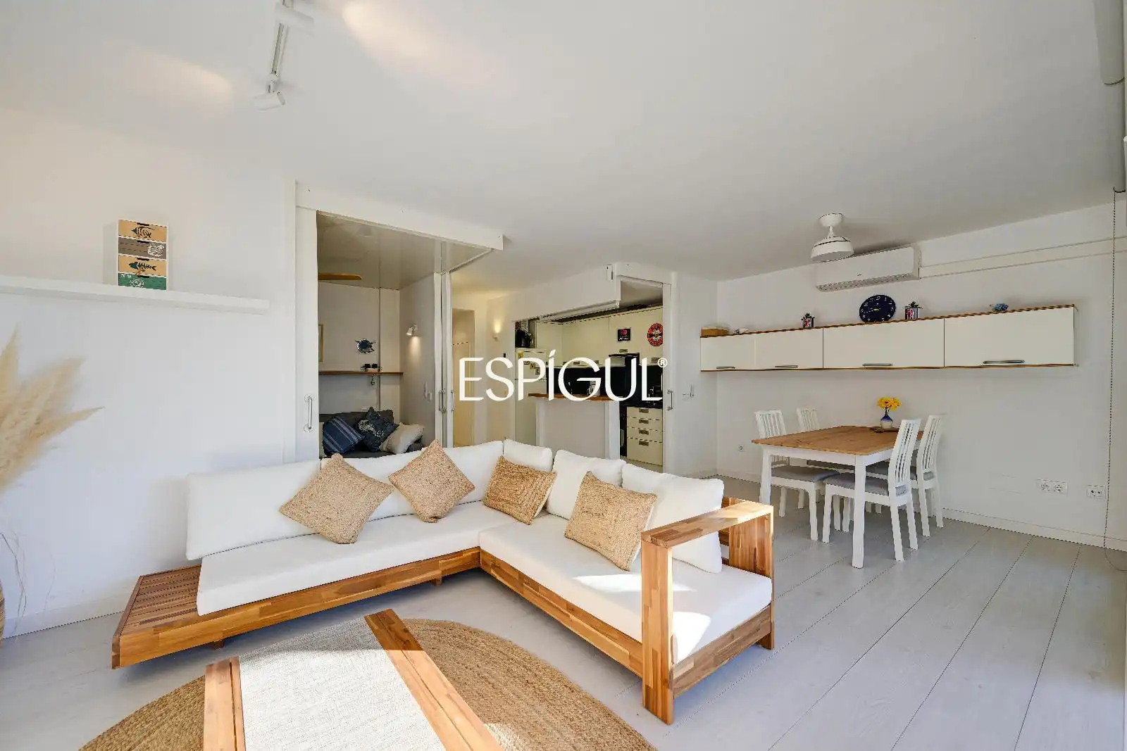 Sala d'estar de Pis en venda en La Fosca - Cala Margarida