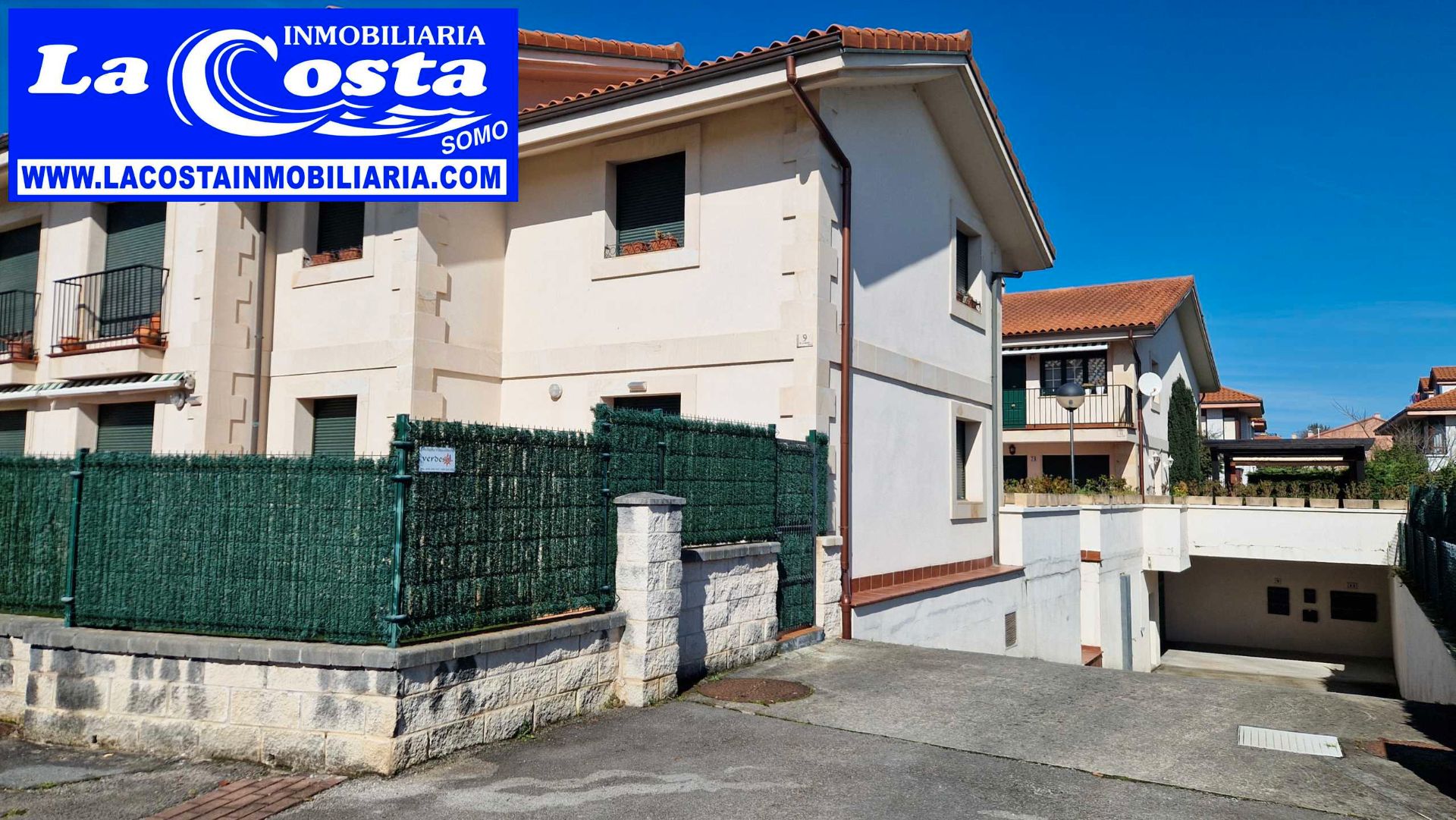 Vista exterior de Piso en venta en Ribamontán al Mar con Calefacción, Terraza y Balcón