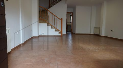 Foto 3 de Casa adosada de alquiler en Pueblo, L'Eliana