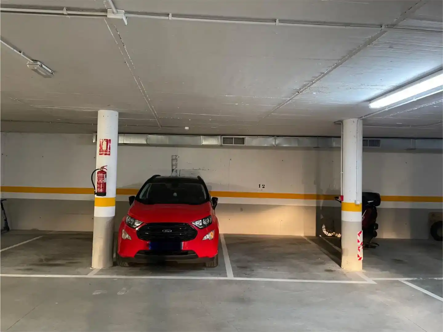 Aparcament de Garatge en venda en Neda