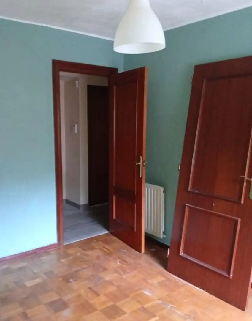 Pis en venda en Lena amb Calefacció, Parquet i Traster