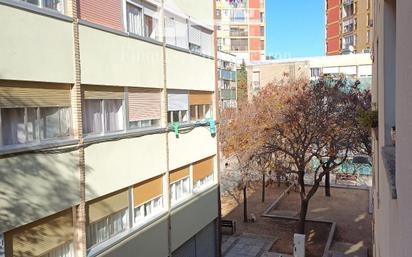 Vista exterior de Pis en venda en  Barcelona Capital amb Aire condicionat, Terrassa i Balcó