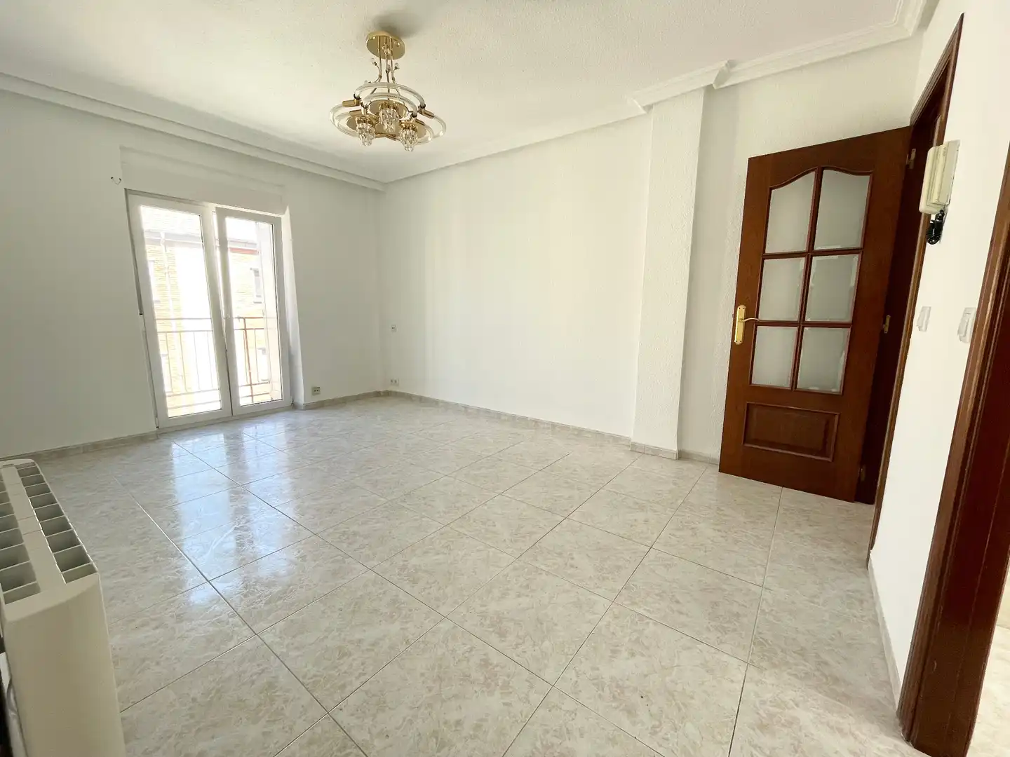Living room of Flat for sale in Salamanca  with Heating and Balcony