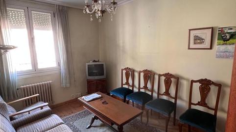 Foto 2 de Edifici en venda a Nicomedes Martin Mateos, Flores de Sil - La Placa, Ponferrada