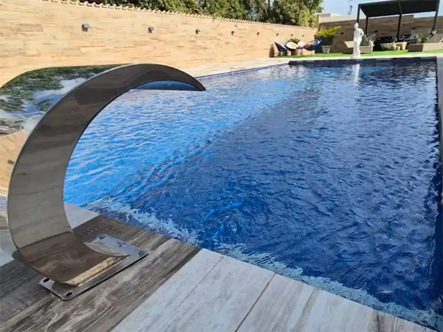 Schwimmbecken von Wohnung zum Verkauf in Elche / Elx mit Klimaanlage, Privatgarten und Abstellraum