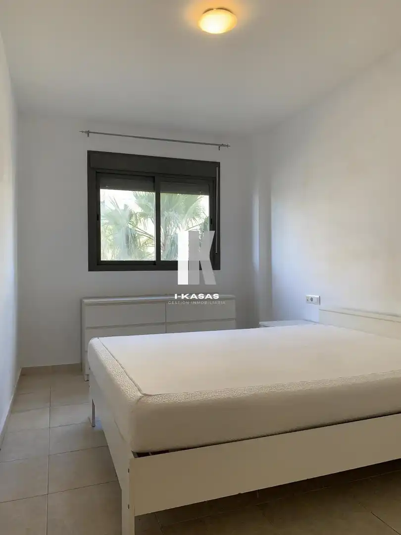 Bedroom of Flat for sale in El Puerto de Santa María  with Air Conditioner, Terrace and Storage room