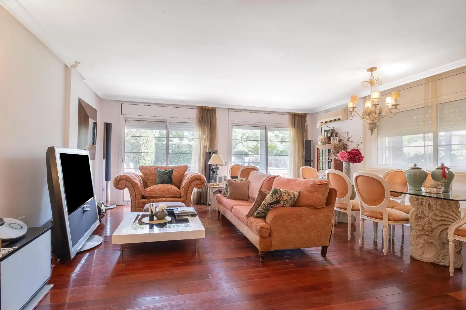 Sala de estar de Casa adosada en venta en Salou con Aire acondicionado, Jardín privado y Parquet