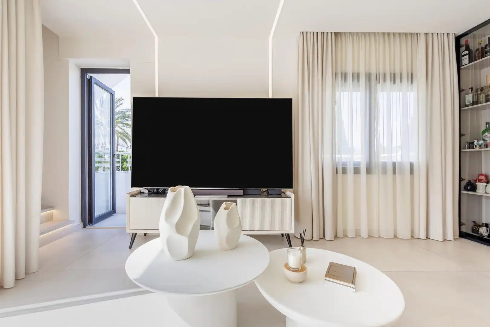 Sala de estar de Ático en venta en Mijas con Aire acondicionado, Calefacción y Jardín privado