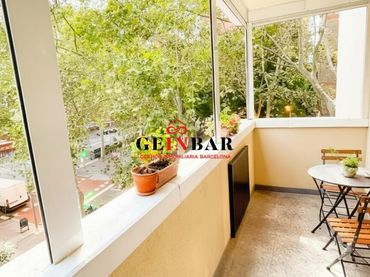 Appartement avec balcon à vendre à Calle de Cantàbria