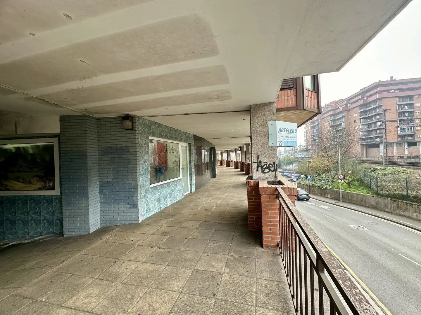 Locale commerciale in affitto a Beasain