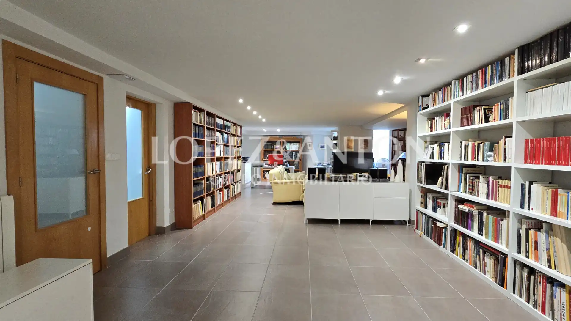 Houses for sale in L'Eliana  with Air Conditioner, Heating and Private garden