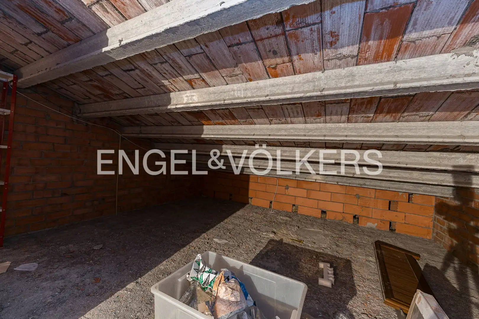 Terrassa de Casa adosada en venda en Centre - Sant Oleguer