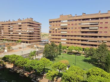 Pis amb piscina en venda a Calle Doménico Veneciano 3