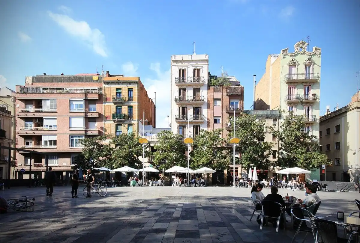 Vista exterior de Piso en venta en Barcelona con Aire acondicionado y Calefacción