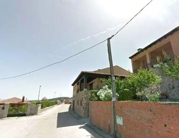 Vista exterior de Piso en venta en San Pablo de los Montes